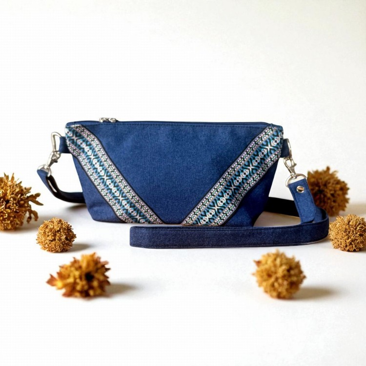 granatowa taśma-Photoroom.jpg