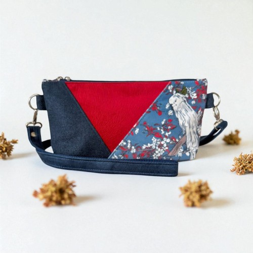 papuga jasne tło-Photoroom.jpg