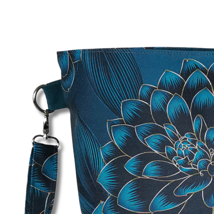 LISTONOSZKA NIEBIESKI KWIAT DETAL 2.png